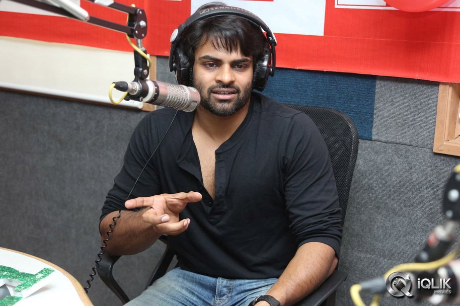 Sai-Dharam-Tej-at-Big-FM